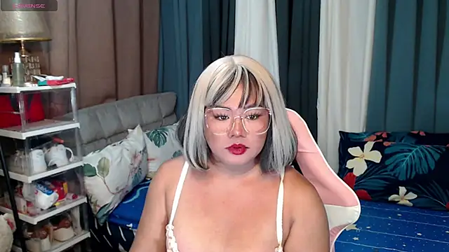 Snapshot of MagnificatMistress chatting on 8, 12, 2024 MagnificatMistress online show from 8, 12, 2024