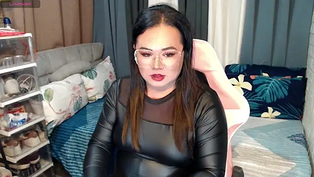 Snapshot of MagnificatMistress chatting on 20, 1, 2025 MagnificatMistress online show from 20, 1, 2025