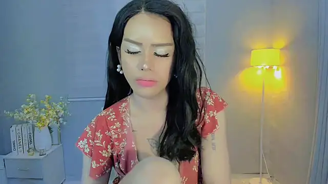 Patricia fox online show from 15, 9, 2025