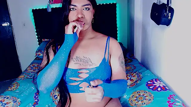violet bigcock774 online show from 11, 2, 2026
