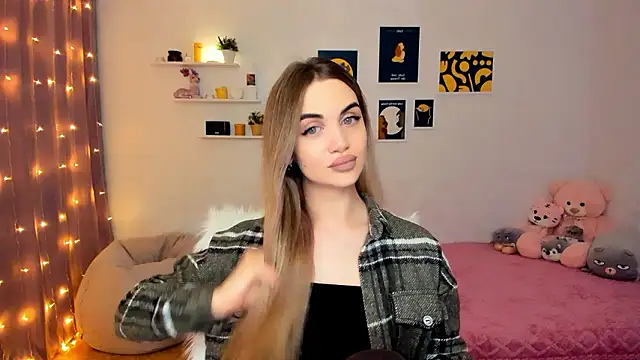 Snapshot of aPieceOfJoy chatting on 9, 12, 2024 aPieceOfJoy online show from 9, 12, 2024