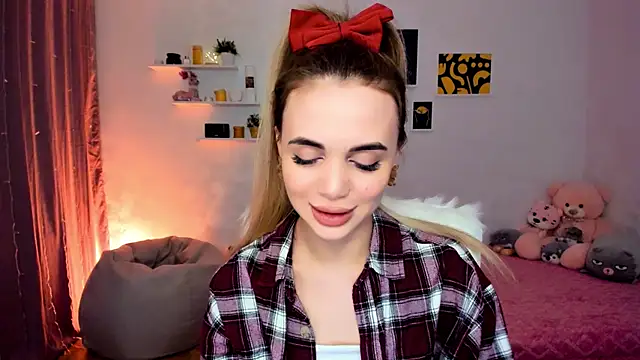 Snapshot of aPieceOfJoy chatting on 14, 12, 2024 aPieceOfJoy online show from 14, 12, 2024