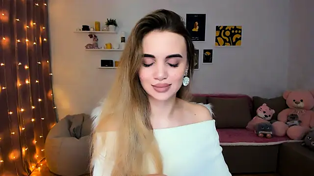 Snapshot of aPieceOfJoy chatting on 20, 12, 2024 aPieceOfJoy online show from 20, 12, 2024