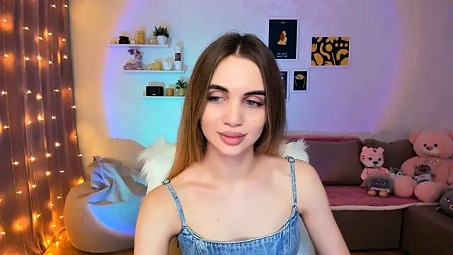 Snapshot of aPieceOfJoy chatting on 22, 12, 2024 aPieceOfJoy online show from 22, 12, 2024