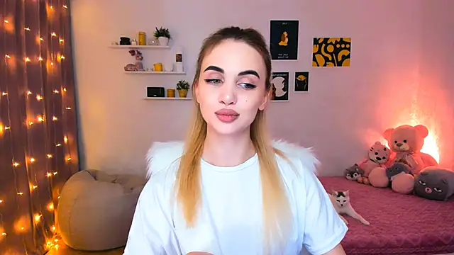 Snapshot of aPieceOfJoy chatting on 25, 12, 2024 aPieceOfJoy online show from 25, 12, 2024