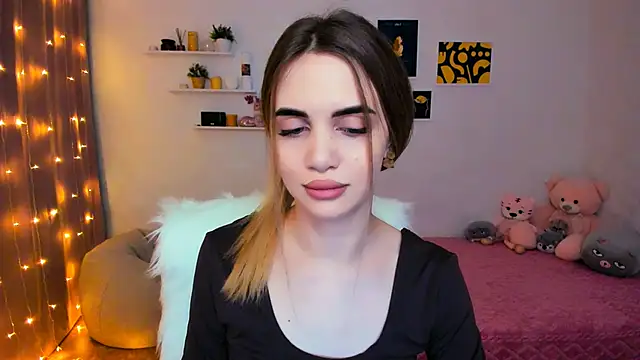 Snapshot of aPieceOfJoy chatting on 2, 2, 2025 aPieceOfJoy online show from 2, 2, 2025