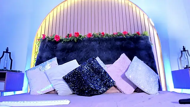 Karlagonzales  online show from 23, 2, 2025