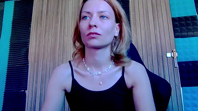 Snapshot of karo123421 chatting on 21, 3, 2025 karo123421 online show from 21, 3, 2025