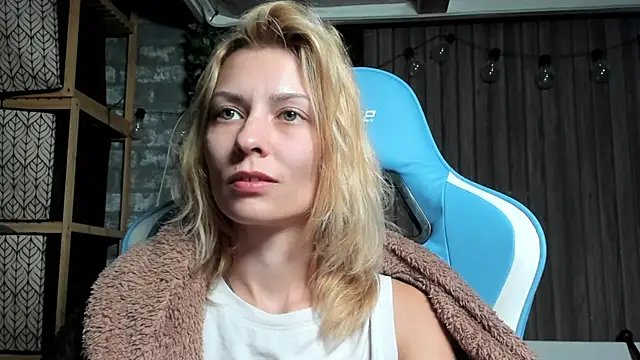 Snapshot of karo123421 chatting on 17, 9, 2025 karo123421 online show from 17, 9, 2025