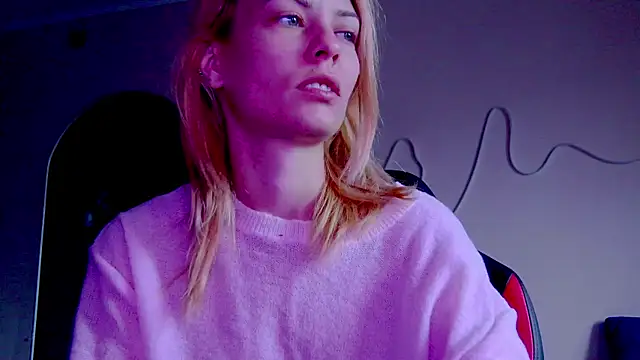 Snapshot of karo123421 chatting on 3, 10, 2025 karo123421 online show from 3, 10, 2025