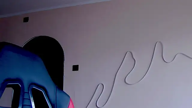 Snapshot of karo123421 chatting on 16, 10, 2025 karo123421 online show from 16, 10, 2025