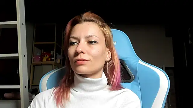 Snapshot of karo123421 chatting on 25, 10, 2025 karo123421 online show from 25, 10, 2025