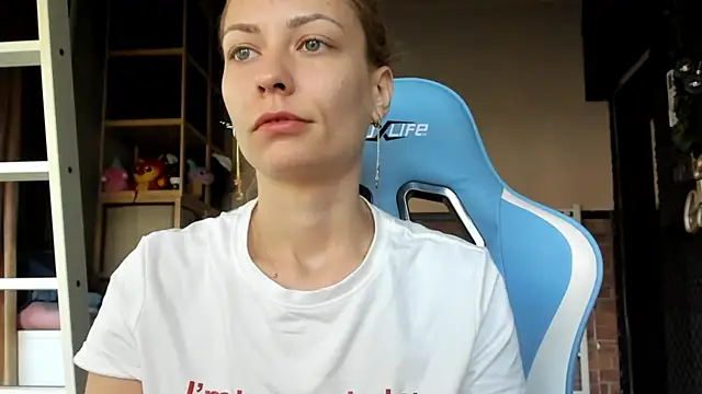 Snapshot of karo123421 chatting on 28, 10, 2025 karo123421 online show from 28, 10, 2025