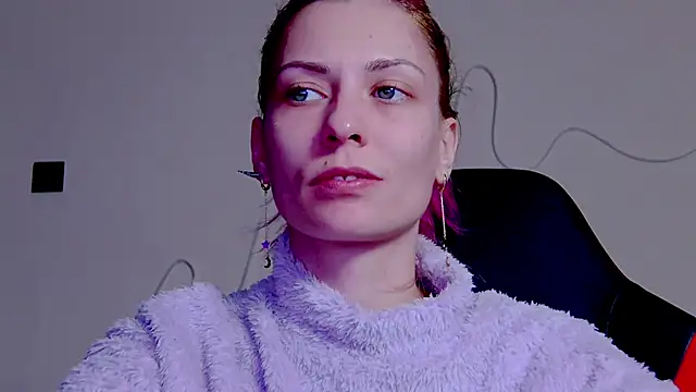 Snapshot of karo123421 chatting on 16, 11, 2025 karo123421 online show from 16, 11, 2025