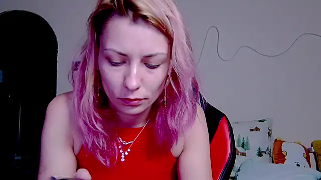 Snapshot of karo123421 chatting on 26, 11, 2025 karo123421 online show from 26, 11, 2025