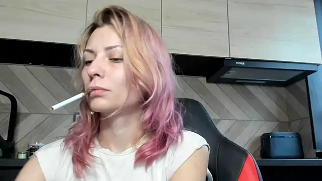 Snapshot of karo123421 chatting on 29, 11, 2025 karo123421 online show from 29, 11, 2025