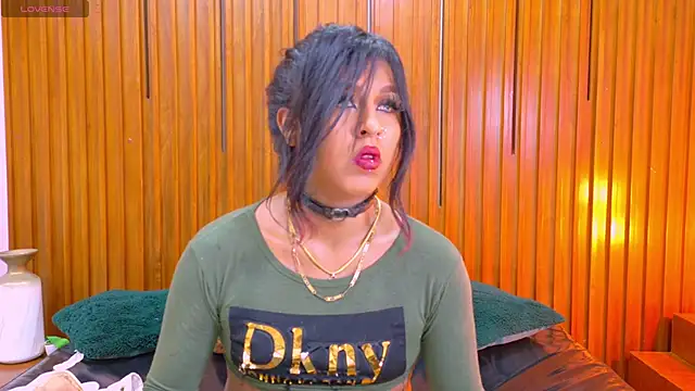 Snapshot of SilvanaCapelli chatting on 14, 11, 2025 SilvanaCapelli online show from 14, 11, 2025