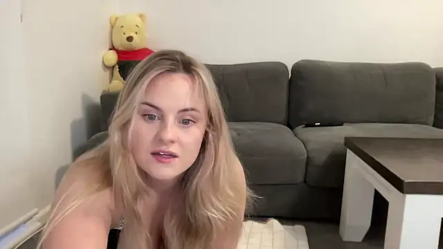 Snapshot of bigboobybaby@xh chatting on 2, 4, 2026 bigboobybabyxh online show from 2, 4, 2026