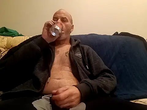 Snapshot of Ryeguy6969 chatting on 4, 1, 2025 Ryeguy6969 online show from 4, 1, 2025