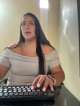 kendall 52 online show from 15, 4, 2026