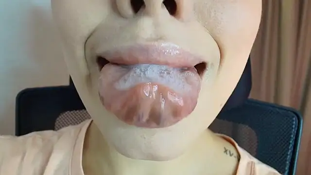 Snapshot of lisbet21x chatting on 10, 3, 2026 lisbet21x online show from 10, 3, 2026