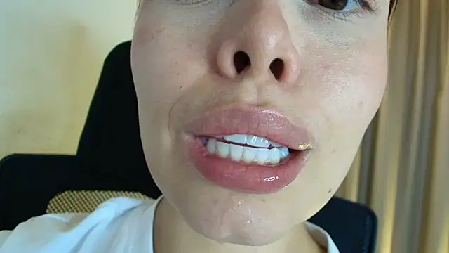 Snapshot of lisbet21x chatting on 27, 5, 2026 lisbet21x online show from 27, 5, 2026