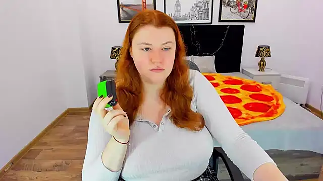 Snapshot of PolinaSalvatore chatting on 19, 12, 2024 PolinaSalvatore online show from 19, 12, 2024