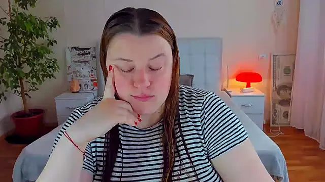 Snapshot of PolinaSalvatore chatting on 12, 4, 2026 PolinaSalvatore online show from 12, 4, 2026