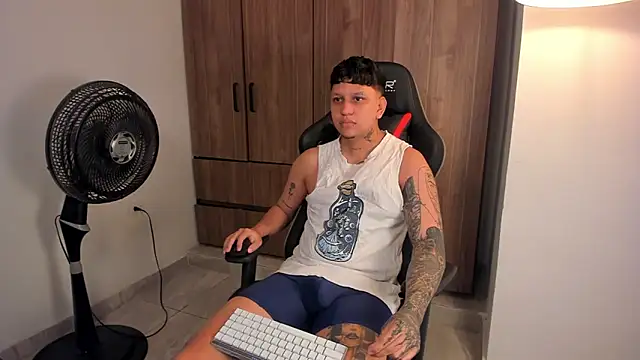 Snapshot of Jake_simons chatting on 16, 3, 2026 Jake simons online show from 16, 3, 2026