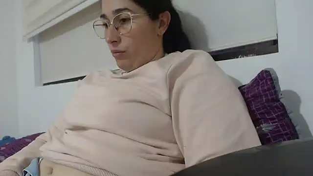 andreaisis2 online show from 13, 2, 2025