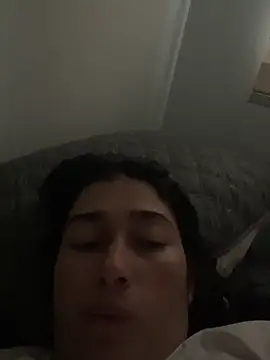 Snapshot of andreaisis2 chatting on 4, 4, 2026 andreaisis2 online show from 4, 4, 2026