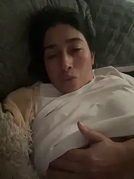 Snapshot of andreaisis2 chatting on 11, 4, 2026 andreaisis2 online show from 11, 4, 2026