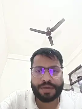 Snapshot of hindisexboy25year chatting on 20, 11, 2025 hindisexboy25year online show from 20, 11, 2025