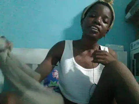 sweetchic  online show from 11, 3, 2025