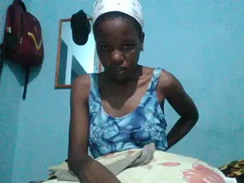 sweetchic  online show from 18, 3, 2025