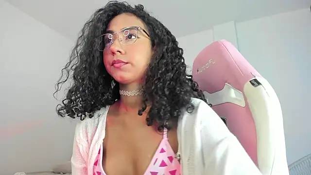 Snapshot of khaliope chatting on 15, 3, 2026 khaliope online show from 15, 3, 2026