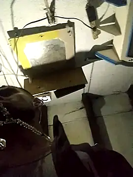 Snapshot of Wero4200 chatting on 6, 11, 2025 Wero4200 online show from 6, 11, 2025