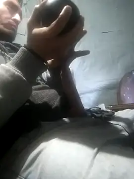 Snapshot of Wero4200 chatting on 28, 11, 2025 Wero4200 online show from 28, 11, 2025