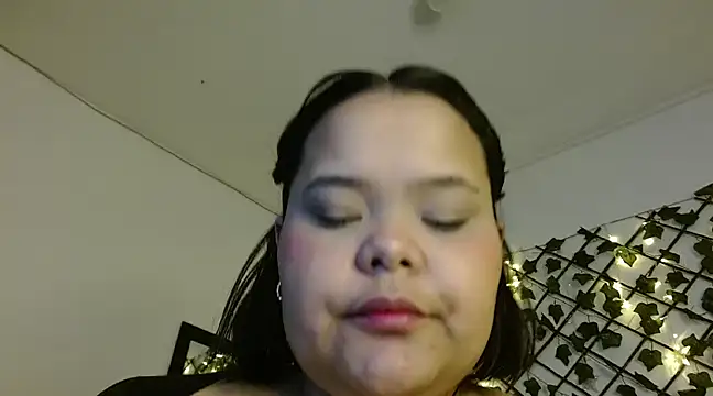 Snapshot of sexychubby___ chatting on 25, 2, 2025 sexychubby    online show from 25, 2, 2025