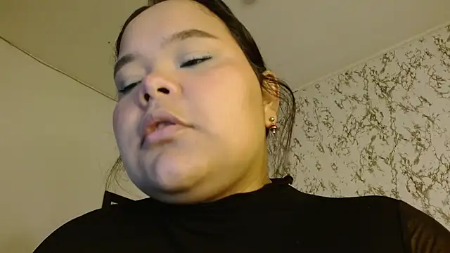 Snapshot of sexychubby___ chatting on 13, 10, 2025 sexychubby    online show from 13, 10, 2025