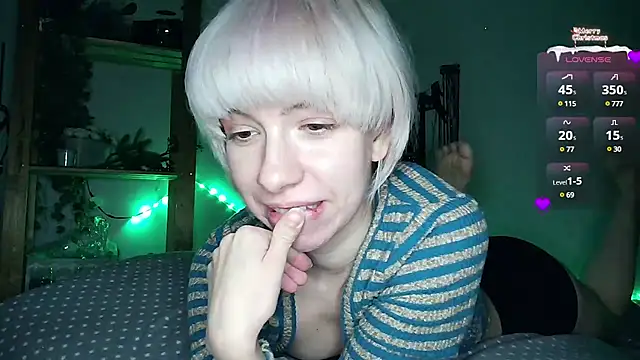 Snapshot of cruellagoth666 chatting on 30, 12, 2024 cruellagoth666 online show from 30, 12, 2024