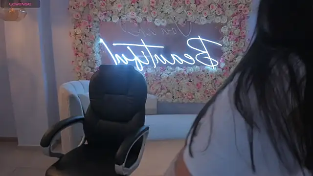 MarieJaneX online show from 19, 12, 2024