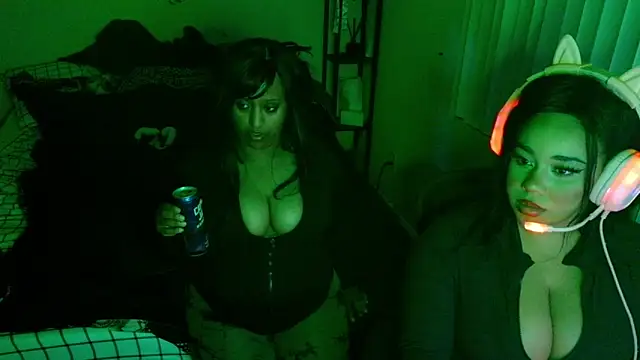 alexiajames99 online show from 19, 7, 2026