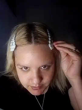 Snapshot of shaynarg chatting on 14, 11, 2025 shaynarg online show from 14, 11, 2025