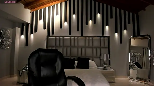 NickyLawson online show from 30, 11, 2025