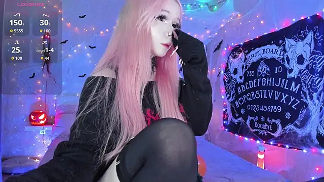 Misty Shadow online show from 31, 10, 2025