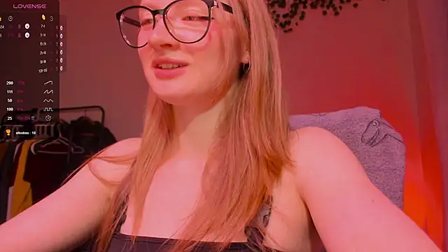 mollytuck online show from 28, 10, 2025