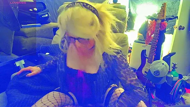 Snapshot of DoMeDoggyDiana chatting on 20, 3, 2026 DoMeDoggyDiana online show from 20, 3, 2026