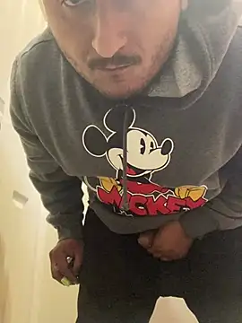 Snapshot of dro6969 chatting on 5, 1, 2025 dro6969 online show from 5, 1, 2025