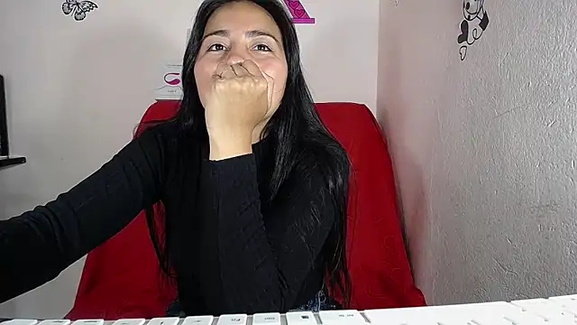 Snapshot of hanna_girl21 chatting on 7, 3, 2025 hanna girl21 online show from 7, 3, 2025